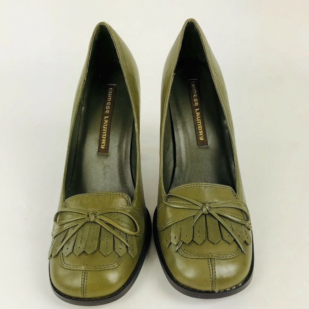 Chinese Laundry Olive Green Kiltie Bow Heels